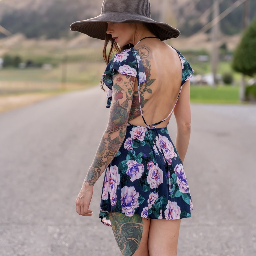 Backless flower dress
